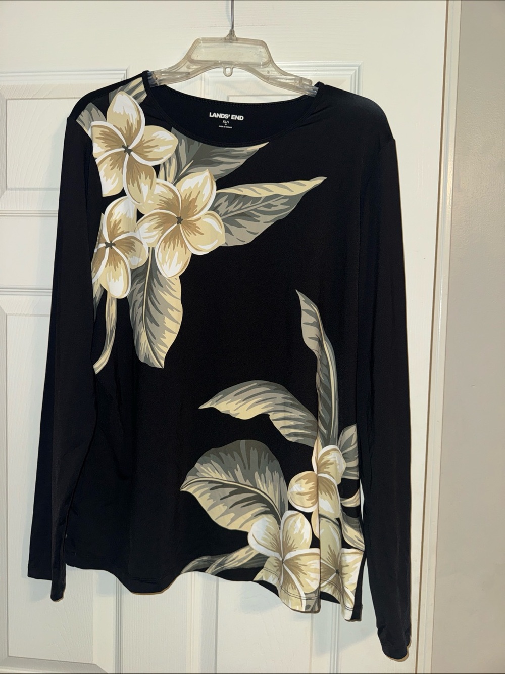 Lands' End Black Long-Sleeve Tee with Beige Floral Motif